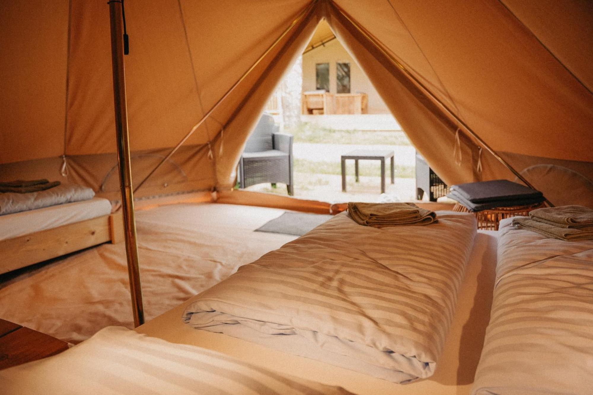 Belle Tent - Camping Belle-Vue แบร์ดอร์ฟ ภายนอก รูปภาพ